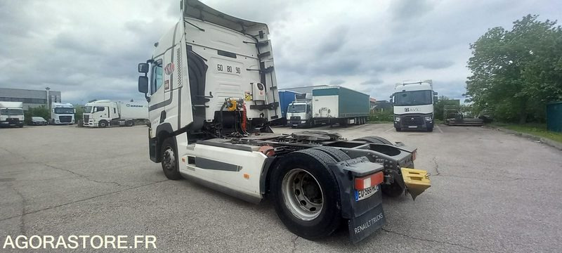 Tracteur RENAULT T530 - 2017 - 508161 kms (41931) - Tractor: foto 4 Tracteur RENAULT T530 - 2017 - 508161 kms (41931) - Tractor: foto 4
