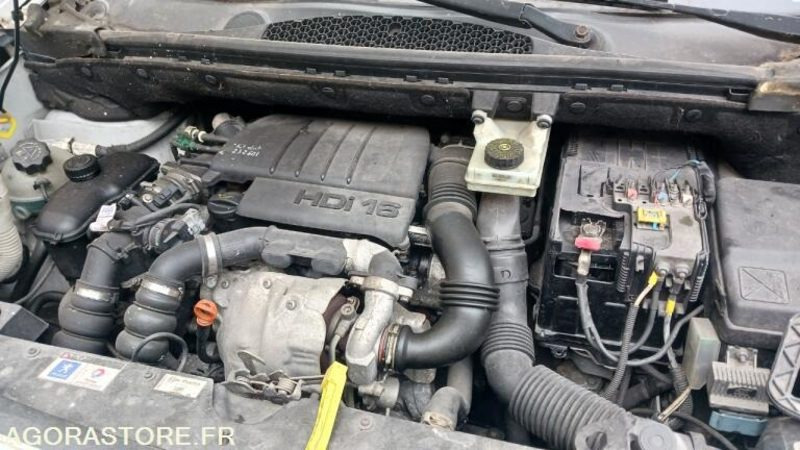 VEHICULE FRIGORIFIQUE PEUGEOT PARTNER AB519FR - Furgão compacto: foto 3 VEHICULE FRIGORIFIQUE PEUGEOT PARTNER AB519FR - Furgão compacto: foto 3