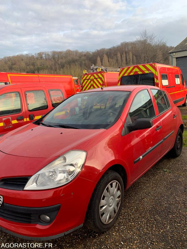 VL RENAULT CLIO3 3739ZH76 - Automóvel: foto 2 VL RENAULT CLIO3 3739ZH76 - Automóvel: foto 2