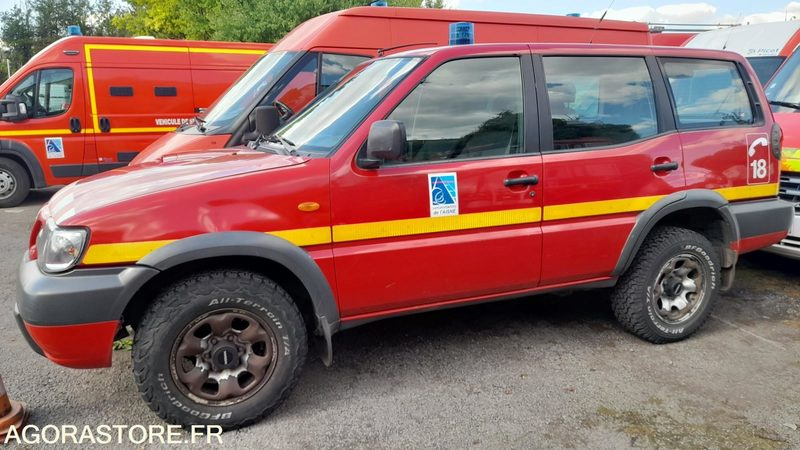 VLHR010 - NISSAN TERRANO - SUV: foto 3 VLHR010 - NISSAN TERRANO - SUV: foto 3