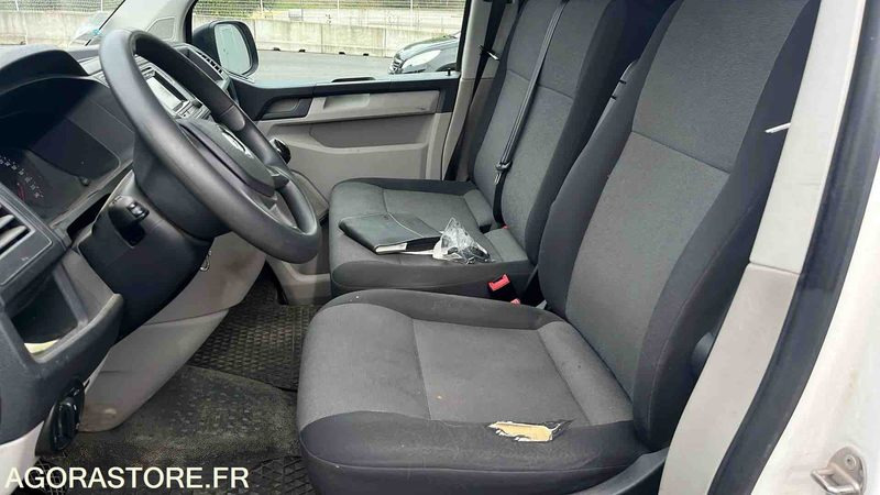 VOLKSWAGEN TRANSPORTER - 2018 - 187106KM - FC555FD - Furgão: foto 5 VOLKSWAGEN TRANSPORTER - 2018 - 187106KM - FC555FD - Furgão: foto 5