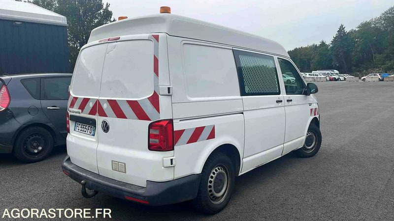 VOLKSWAGEN TRANSPORTER - 2018 - 187106KM - FC555FD - Furgão: foto 3 VOLKSWAGEN TRANSPORTER - 2018 - 187106KM - FC555FD - Furgão: foto 3