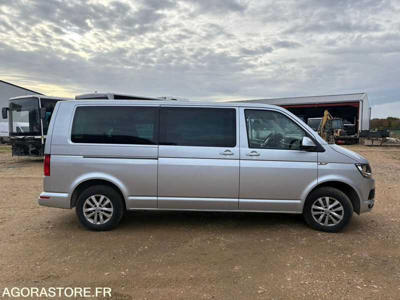 VOLKSWAGN KOMBI EK-872-LX / 27/05/2016 / 173820 KMS - Minibus, Furgão de passageiros: foto 3 VOLKSWAGN KOMBI EK-872-LX / 27/05/2016 / 173820 KMS - Minibus, Furgão de passageiros: foto 3