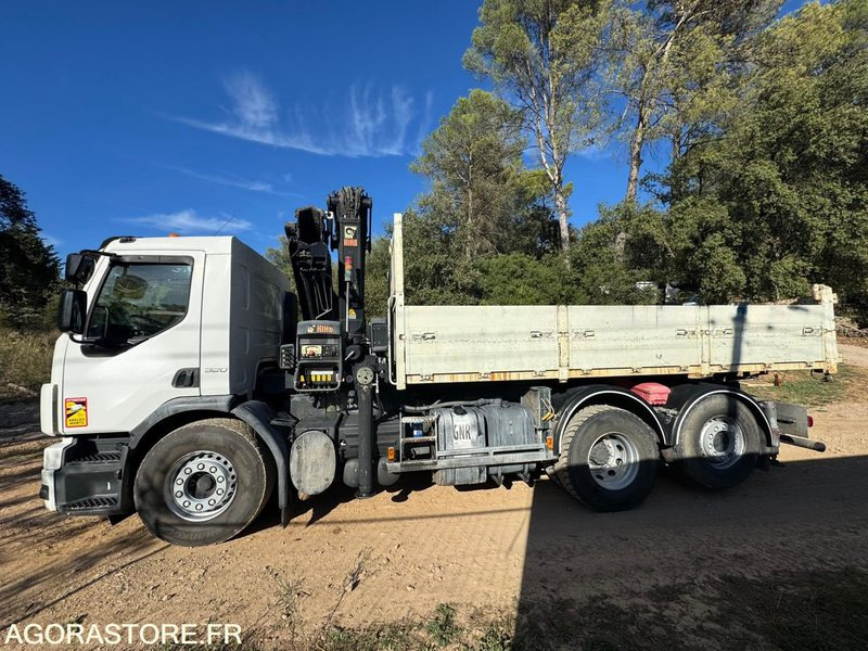VOLVO 6x2 GRUE HIAB 244-E6 JIB 45X-3 - 2009 - 88 000km - Camião basculante: foto 3 VOLVO 6x2 GRUE HIAB 244-E6 JIB 45X-3 - 2009 - 88 000km - Camião basculante: foto 3