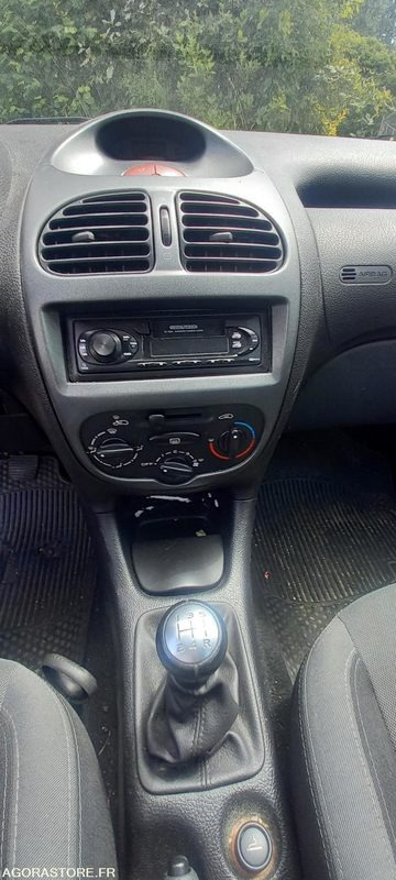 VQ- V11o Peugeot 206 - Automóvel: foto 4 VQ- V11o Peugeot 206 - Automóvel: foto 4