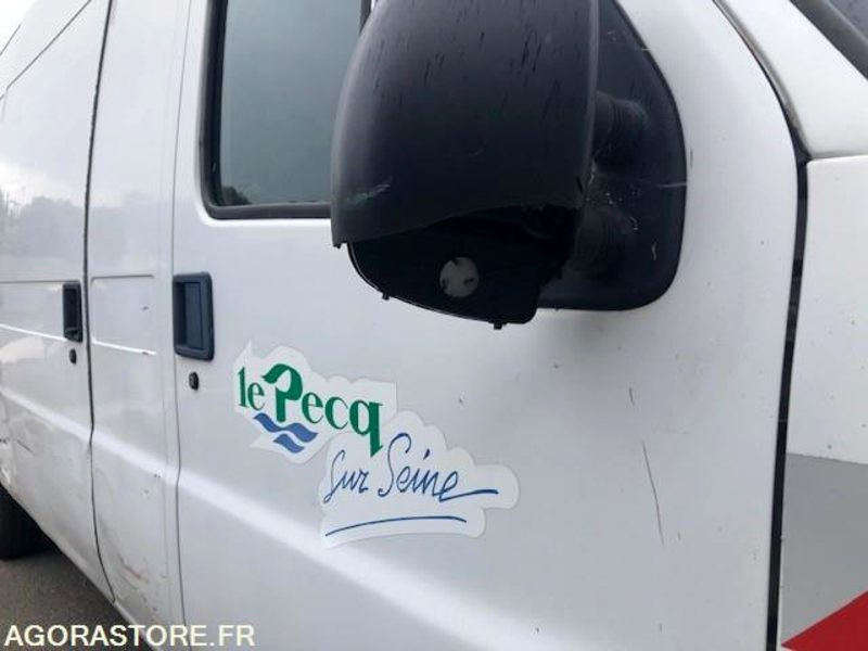 Leasing de Véhicule PEUGEOT BOXER 2001 NON ROULANT EN L'ETAT Véhicule PEUGEOT BOXER 2001 NON ROULANT EN L'ETAT: foto 9 Leasing de Véhicule PEUGEOT BOXER 2001 NON ROULANT EN L'ETAT Véhicule PEUGEOT BOXER 2001 NON ROULANT EN L'ETAT: foto 9