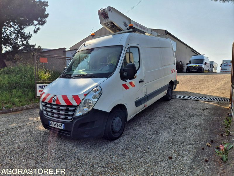 Renault Master 2.3 dci 125 nacelle - 2011 - 320 000km - Veículo comercial: foto 1 Renault Master 2.3 dci 125 nacelle - 2011 - 320 000km - Veículo comercial: foto 1