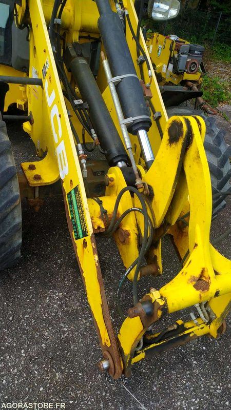 Chargeuse JCB 406 - 1140h - 2012 - Veículo municipal/ Especial: foto 2 Chargeuse JCB 406 - 1140h - 2012 - Veículo municipal/ Especial: foto 2