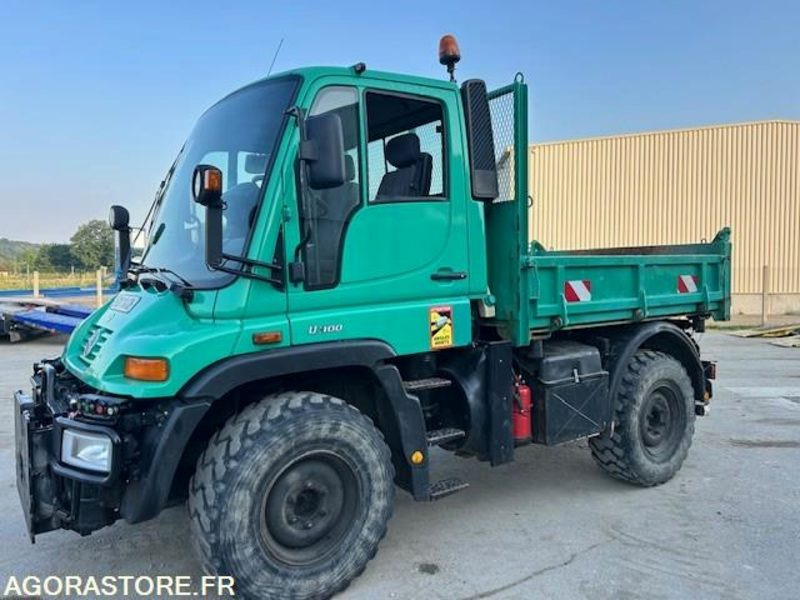 MERCEDES UNIMOG U300C VERSION COMMUNALE 2003 38210 KM + EPAREUSE CMV 450GP - Veículo municipal/ Especial: foto 3 MERCEDES UNIMOG U300C VERSION COMMUNALE 2003 38210 KM + EPAREUSE CMV 450GP - Veículo municipal/ Especial: foto 3