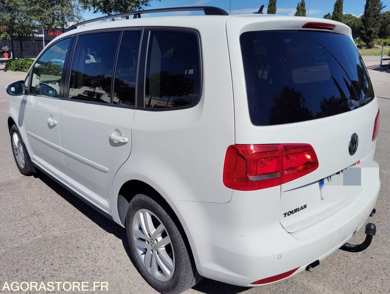 Volkswagen Touran TSI GNC 150CH BVA Essence GNC- 2015 - 90 000km - TRES BON ETAT - Automóvel: foto 2 Volkswagen Touran TSI GNC 150CH BVA Essence GNC- 2015 - 90 000km - TRES BON ETAT - Automóvel: foto 2