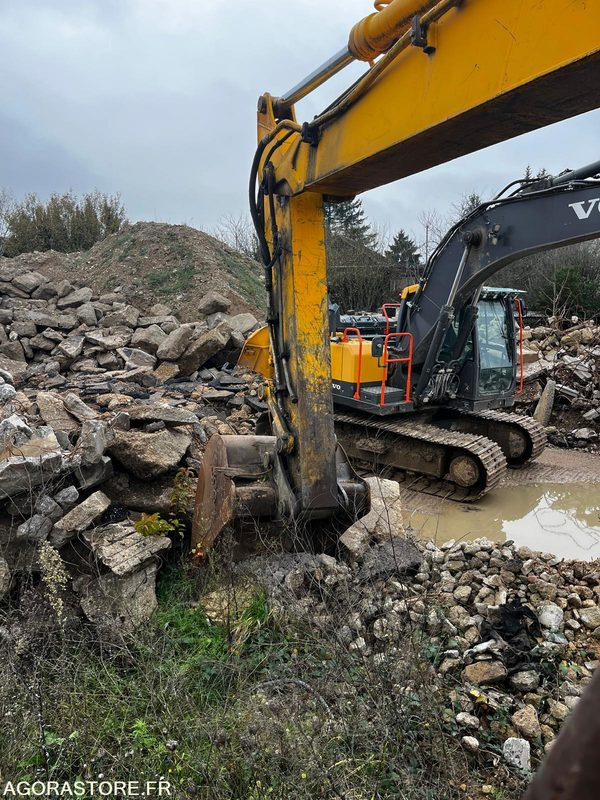 Pelle jcb typejs200 12000 heures 1997 20t - Escavadeira: foto 5 Pelle jcb typejs200 12000 heures 1997 20t - Escavadeira: foto 5