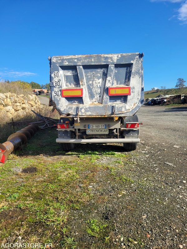 Remorque tp - Semi-reboque basculante: foto 4 Remorque tp - Semi-reboque basculante: foto 4