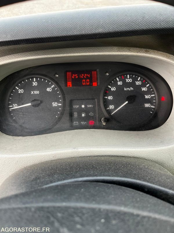 Renault master 2.5 dci 2004 251000km - Furgão: foto 3 Renault master 2.5 dci 2004 251000km - Furgão: foto 3