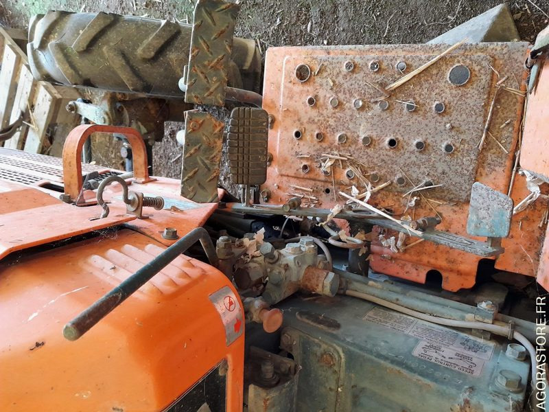 Tracteur kubota B 8200 H de 1985 NON ROULANT - Trator: foto 5 Tracteur kubota B 8200 H de 1985 NON ROULANT - Trator: foto 5