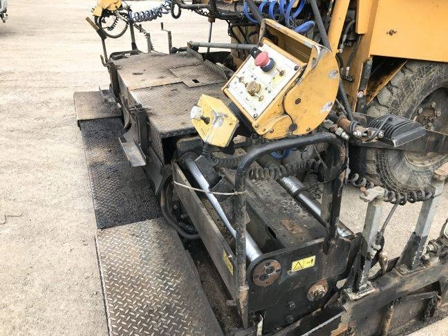 Acabadora CAT AP 300: foto 6