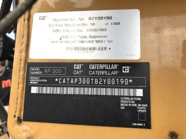 Acabadora CAT AP 300: foto 13