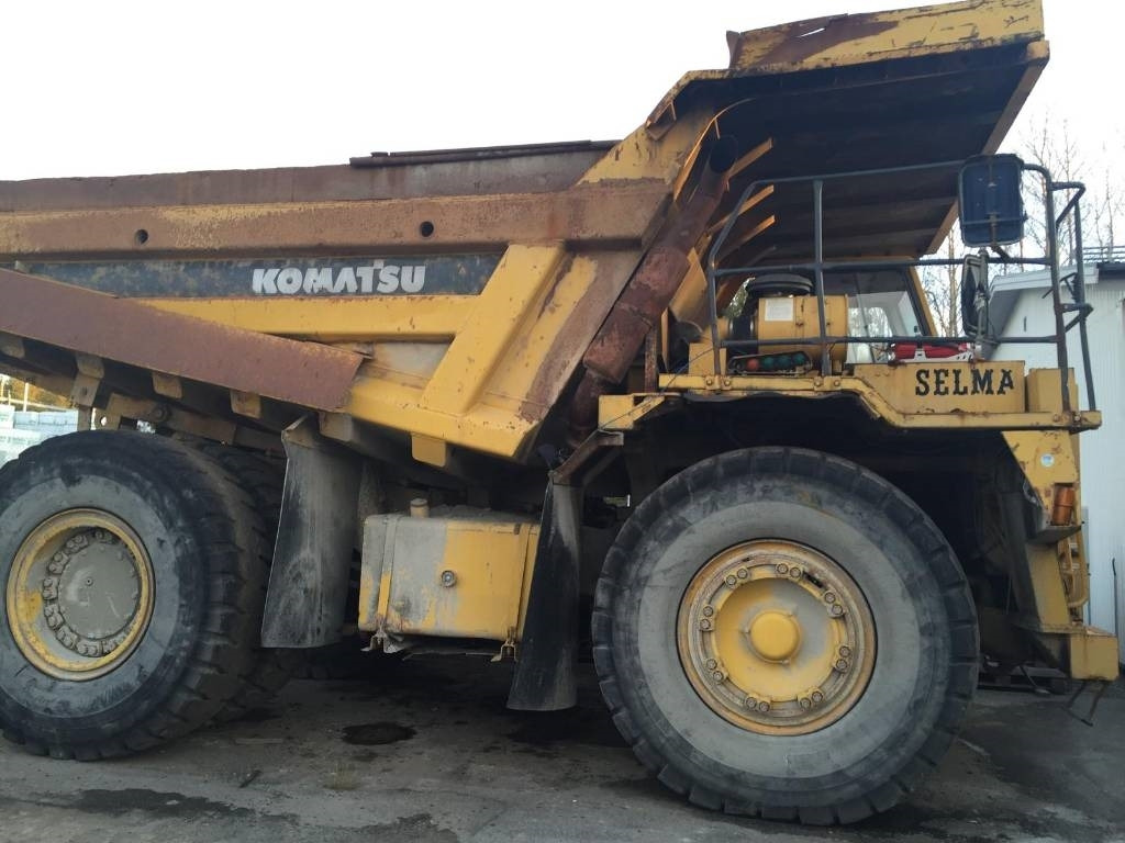 Leasing de Komatsu HD 465-5 Komatsu HD 465-5: foto 11 Leasing de Komatsu HD 465-5 Komatsu HD 465-5: foto 11