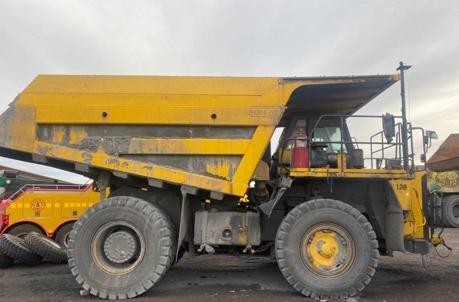 Komatsu HD405-7 - Caminhão fora de estrada: foto 3 Komatsu HD405-7 - Caminhão fora de estrada: foto 3