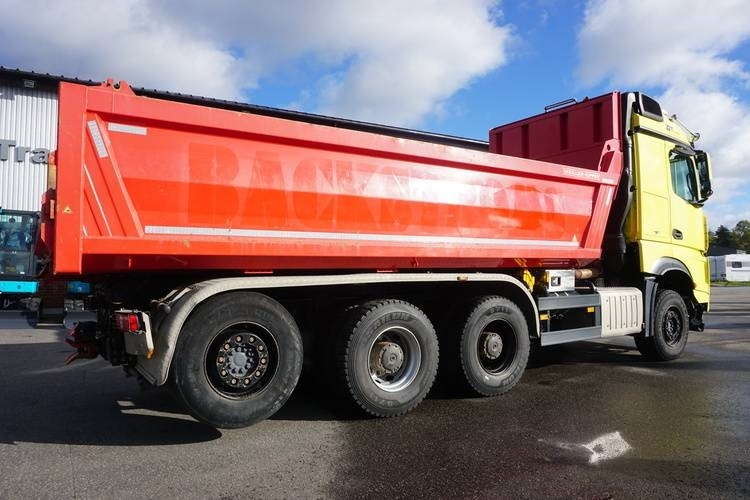 Mercedes-Benz Arocs - Camião basculante: foto 5 Mercedes-Benz Arocs - Camião basculante: foto 5