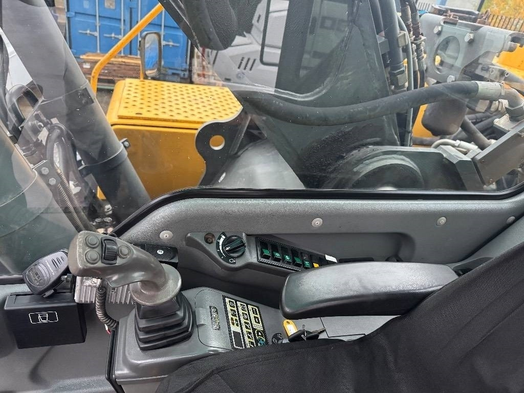 Volvo EC 290 B N LC - Escavadora de rastos: foto 4 Volvo EC 290 B N LC - Escavadora de rastos: foto 4