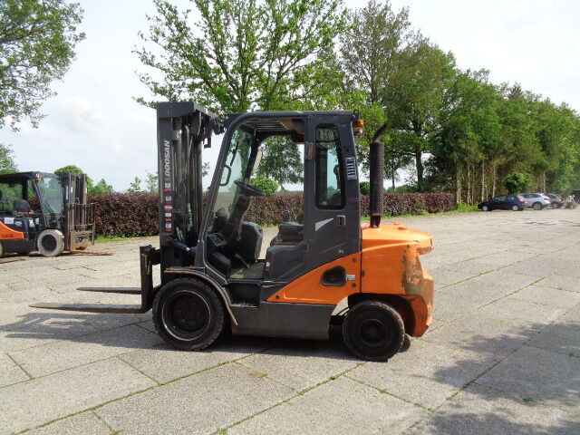 Doosan D35C-7 - Empilhadeira: foto 5 Doosan D35C-7 - Empilhadeira: foto 5