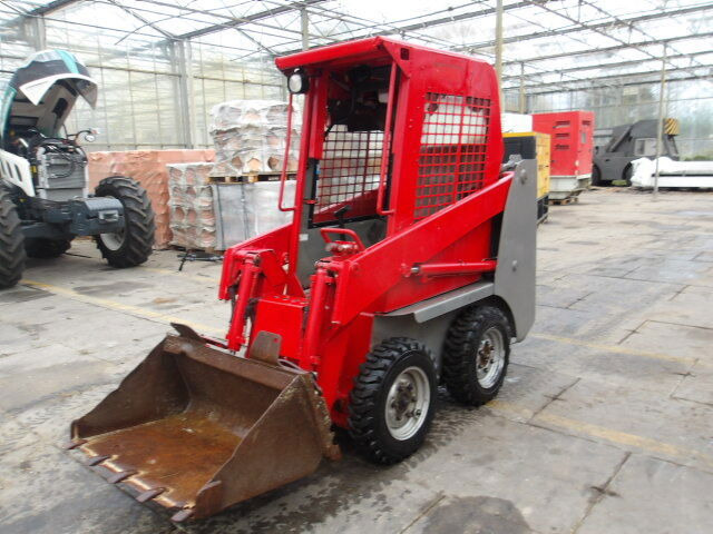 Gehl 1640 - Mini pá carregadora: foto 4 Gehl 1640 - Mini pá carregadora: foto 4