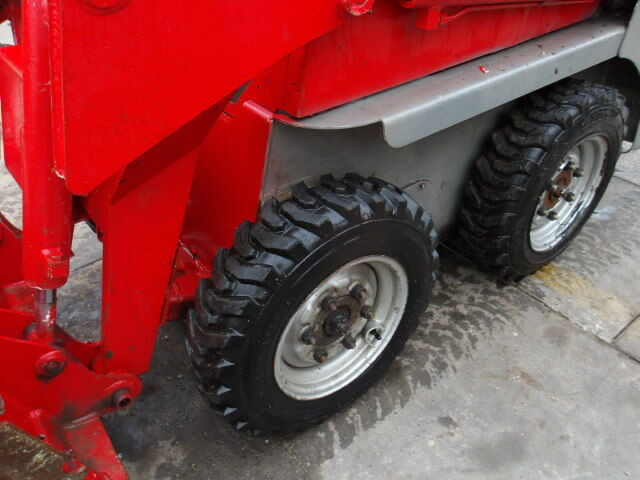 Gehl 1640 - Mini pá carregadora: foto 5 Gehl 1640 - Mini pá carregadora: foto 5