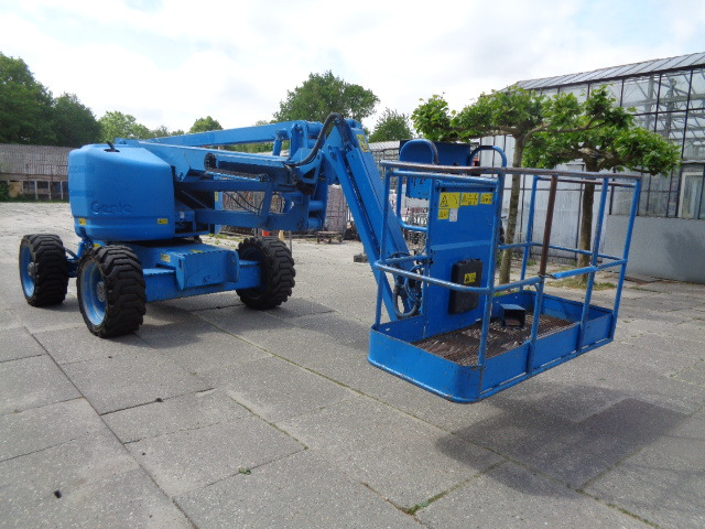 Genie Z45-25 - Plataforma articulada: foto 2 Genie Z45-25 - Plataforma articulada: foto 2