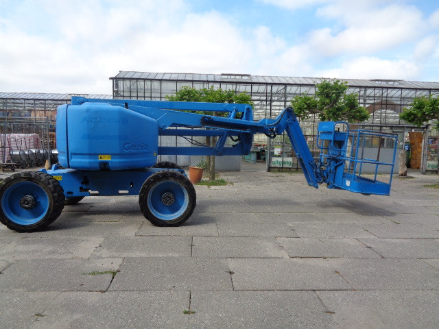 Genie Z45-25 - Plataforma articulada: foto 3 Genie Z45-25 - Plataforma articulada: foto 3