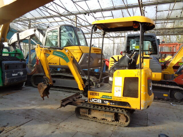 JCB 15C - Mini escavadeira: foto 2 JCB 15C - Mini escavadeira: foto 2