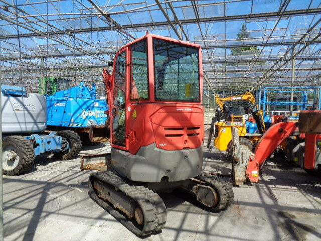 Mini escavadeira Volvo ECR25D: foto 6