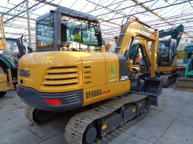 XCMG XE60DA - Escavadora de rastos: foto 1 XCMG XE60DA - Escavadora de rastos: foto 1