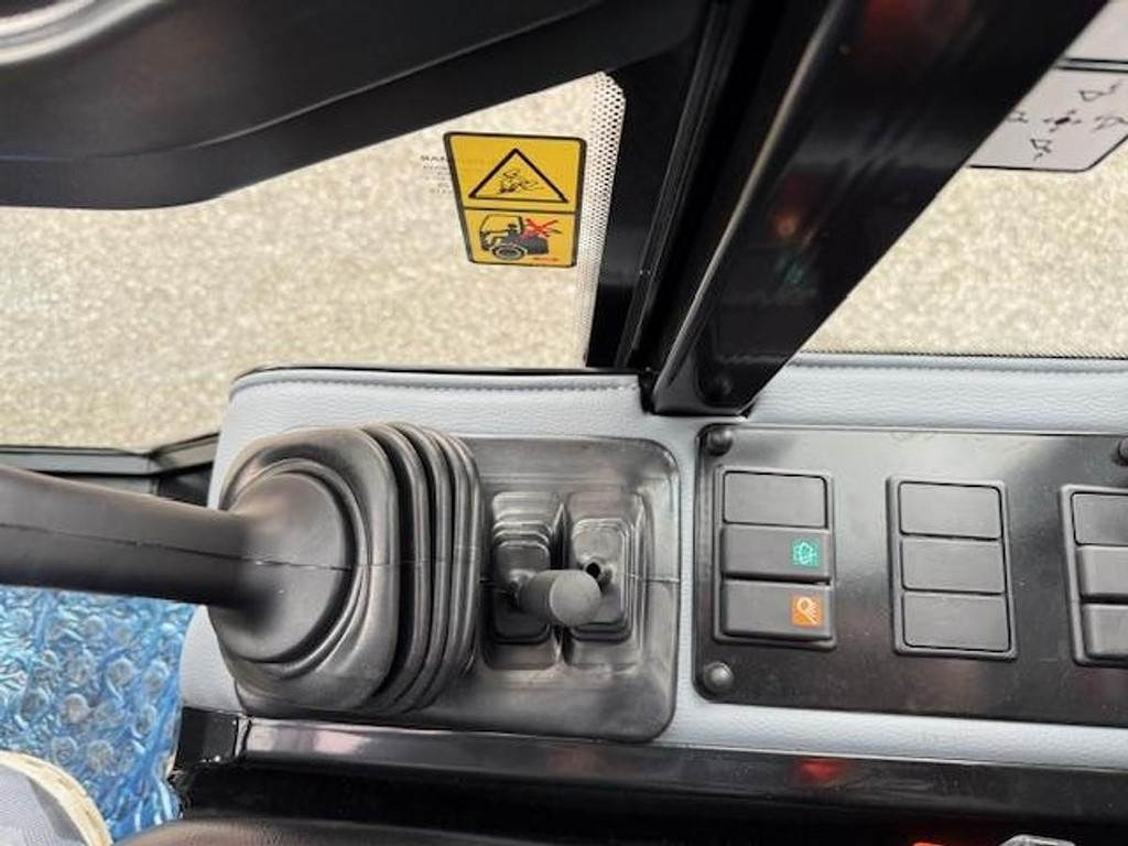 Pá carregadora de rodas novo GiANT G2300 X-TRA HD: foto 7