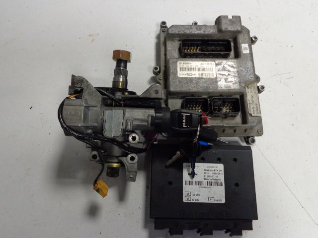 Bosch ECU complete set with PTM and ignition with key - Centralina electrónica por Camião: foto 1 Bosch ECU complete set with PTM and ignition with key - Centralina electrónica por Camião: foto 1