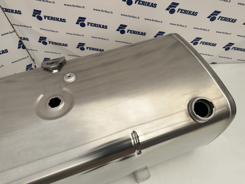 DAF New aluminum fuel tank 690L - Tanque de combustível por Camião: foto 4 DAF New aluminum fuel tank 690L - Tanque de combustível por Camião: foto 4