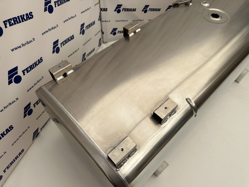 DAF New aluminum fuel tank 690L - Tanque de combustível por Camião: foto 5 DAF New aluminum fuel tank 690L - Tanque de combustível por Camião: foto 5