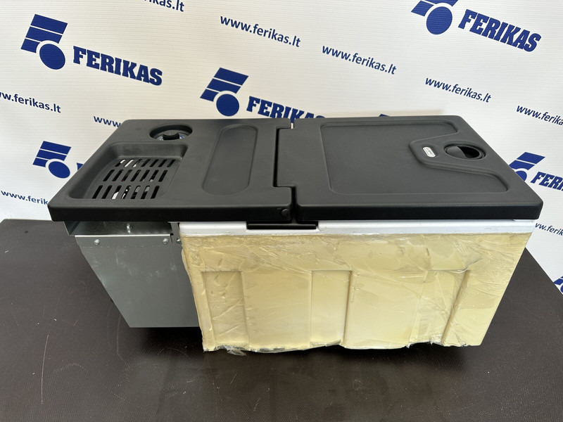 DAF XF105 / XF106 - Cabine e interior por Camião: foto 3 DAF XF105 / XF106 - Cabine e interior por Camião: foto 3