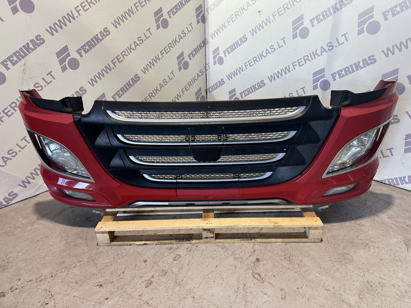 DAF complete front bumper - Para-choque por Camião: foto 1 DAF complete front bumper - Para-choque por Camião: foto 1