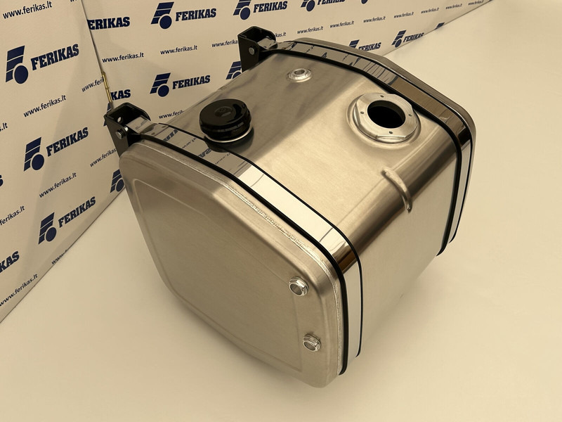 Hydraulic aluminum oil tank 200L - Tanque hidráulico por Camião: foto 2 Hydraulic aluminum oil tank 200L - Tanque hidráulico por Camião: foto 2