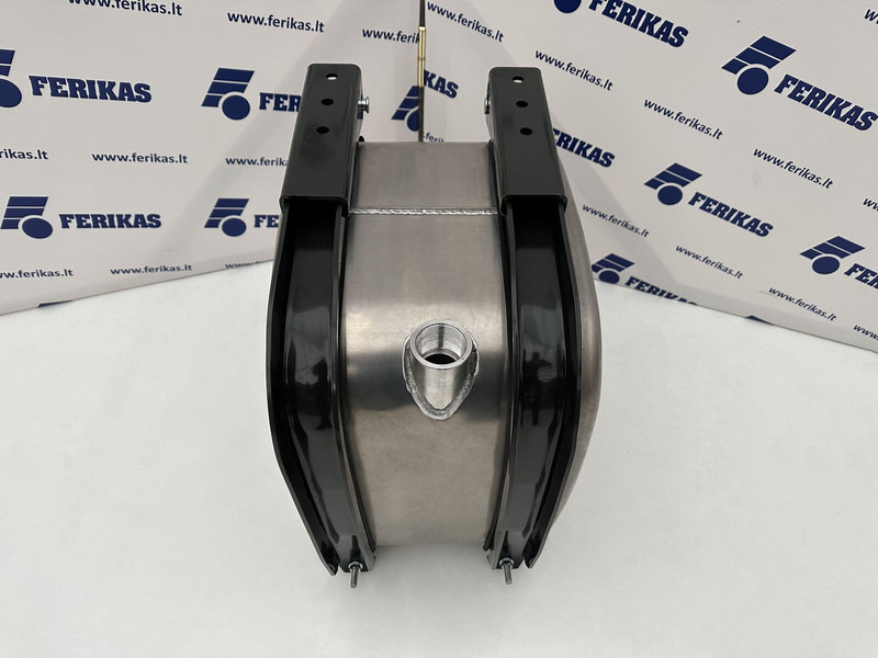 Hydraulic oil aluminum tank 65L - Tanque hidráulico por Camião: foto 4 Hydraulic oil aluminum tank 65L - Tanque hidráulico por Camião: foto 4