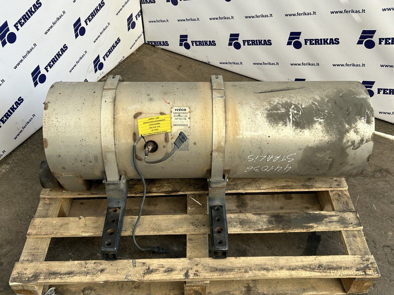 Iveco Exhaust catalyst - Silenciador por Camião: foto 1 Iveco Exhaust catalyst - Silenciador por Camião: foto 1