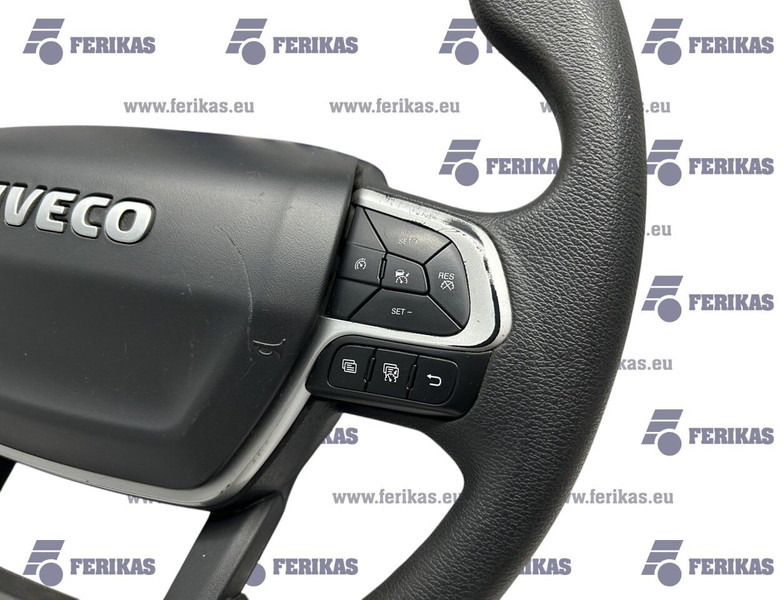 Iveco S-WAY - Volante de direção por Camião: foto 3 Iveco S-WAY - Volante de direção por Camião: foto 3