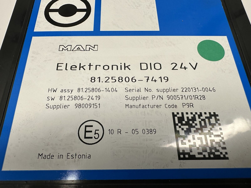MAN Elektronik DIO 24V - Centralina electrónica por Camião: foto 3 MAN Elektronik DIO 24V - Centralina electrónica por Camião: foto 3