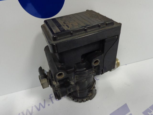 MAN pressure regulating valve - Peças de freio por Camião: foto 3 MAN pressure regulating valve - Peças de freio por Camião: foto 3