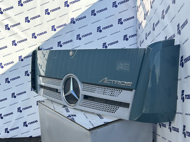 Mercedes-Benz Actros MP4 - Capô por Camião: foto 3 Mercedes-Benz Actros MP4 - Capô por Camião: foto 3