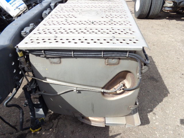 Mercedes-Benz MP4 EURO 6 exhaust gas catalyst - Conversor catalítico por Camião: foto 4 Mercedes-Benz MP4 EURO 6 exhaust gas catalyst - Conversor catalítico por Camião: foto 4