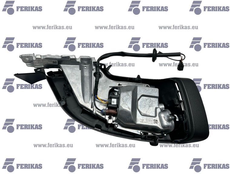 Mercedes-Benz rear view camera, left side - Espelho retrovisor por Camião: foto 1 Mercedes-Benz rear view camera, left side - Espelho retrovisor por Camião: foto 1