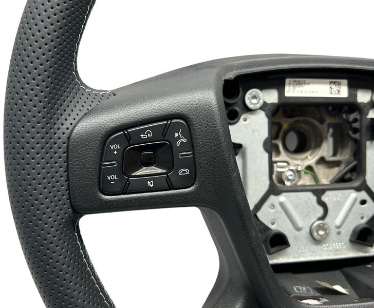 Mercedes-Benz steering wheel, refurbished - Volante de direção por Camião: foto 3 Mercedes-Benz steering wheel, refurbished - Volante de direção por Camião: foto 3