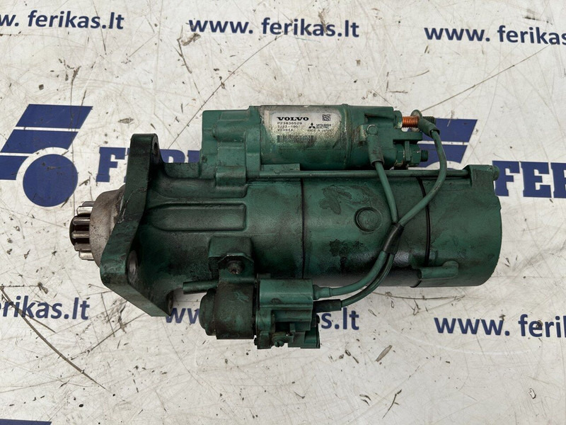 Volvo engine starter - Peça de reposição por Camião: foto 1 Volvo engine starter - Peça de reposição por Camião: foto 1
