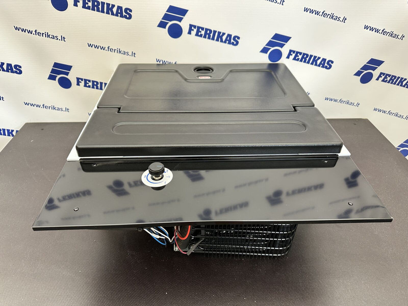 Renault T - Cabine e interior por Camião: foto 4 Renault T - Cabine e interior por Camião: foto 4